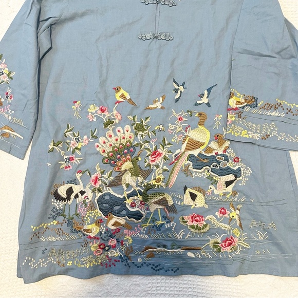 Embroidered tee shirt floral bird style dress - Picture 2 of 5